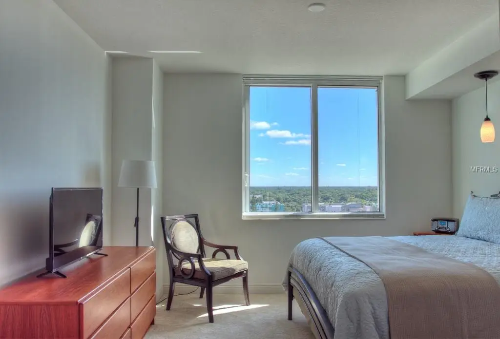 440  KING CHARLES CIR ,DELAND,32724