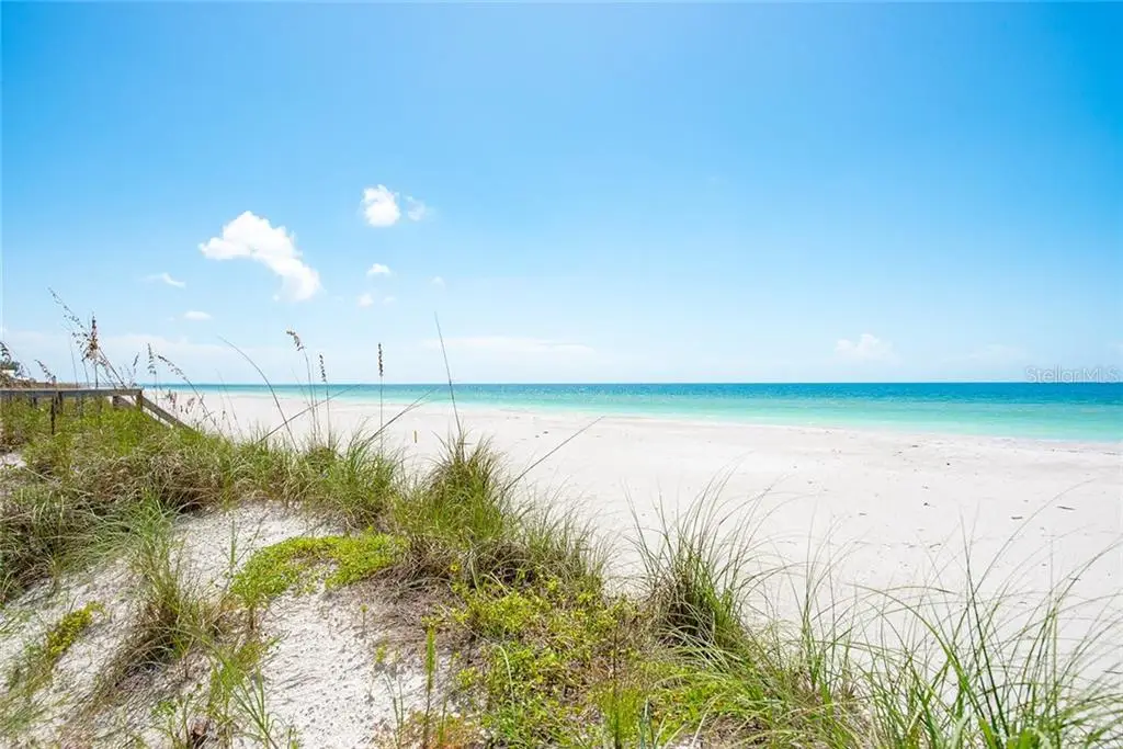 5241 ALPACA DR,WEEKI WACHEE,34607