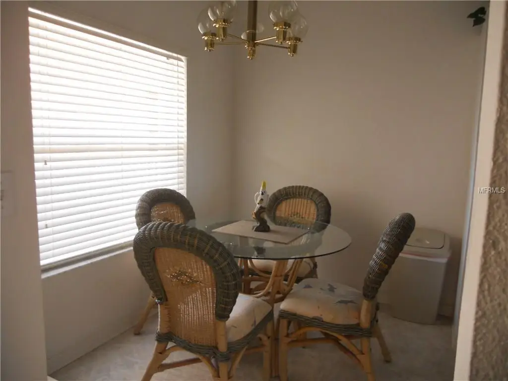 7911  WHITEBRIDGE GLN ,UNIVERSITY PARK,34201