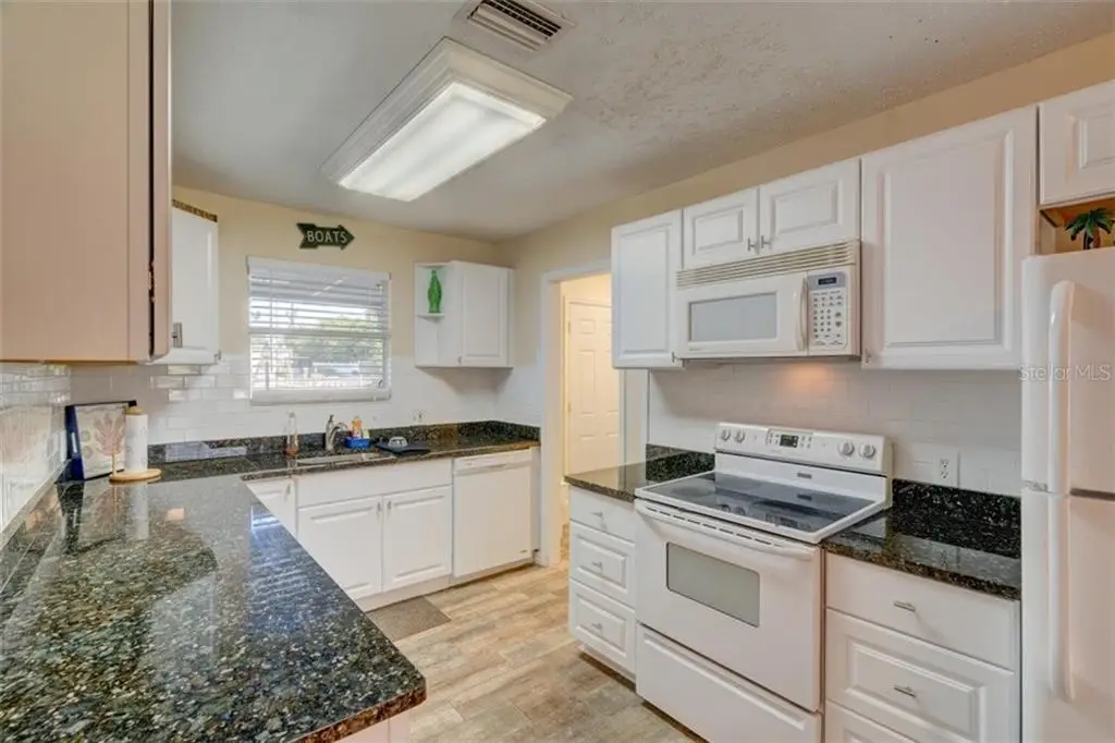 5213  OAKBOURNE AVE ,DAVENPORT,33837