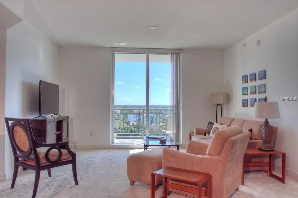 7710  LAKE VISTA CT  #205,LAKEWOOD RANCH,34202