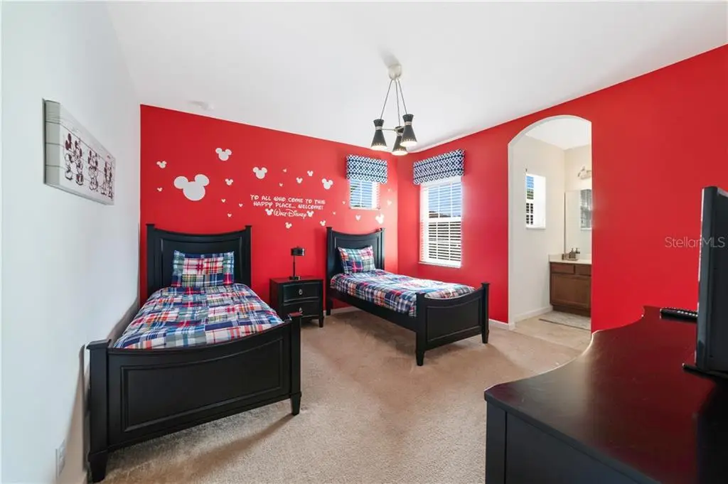 000 HOWLAND BLVD. & BLUFFVIEW,DELTONA,32738